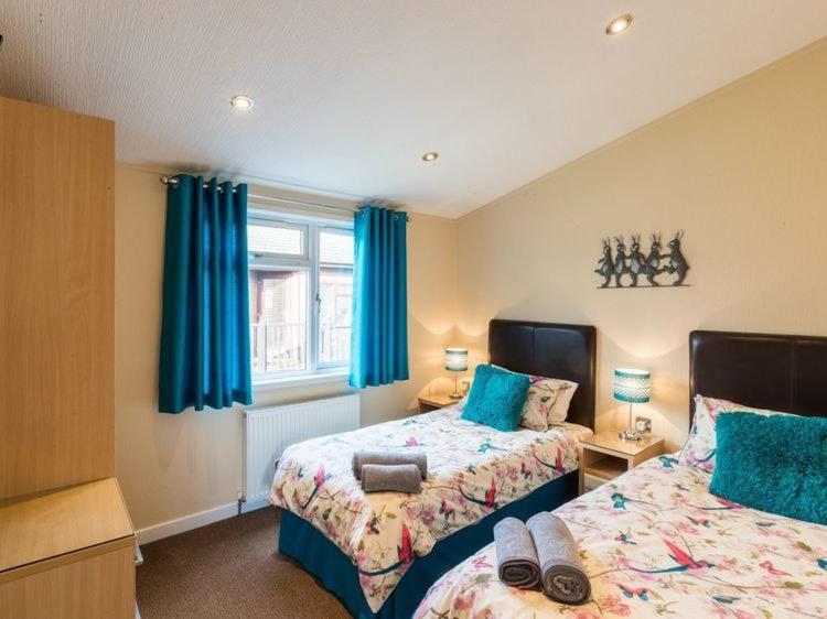 Windermere Retreat - White Cross Bay Holiday Park ภายนอก รูปภาพ