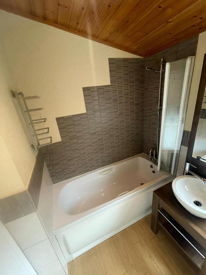 Windermere Retreat - White Cross Bay Holiday Park ภายนอก รูปภาพ